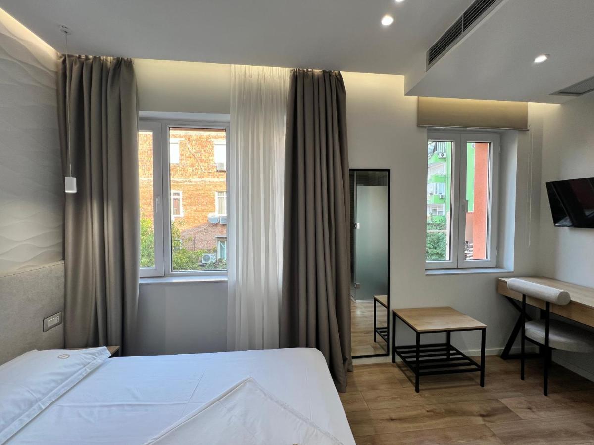 Enzo Rooms & Apartment Blloku Τίρανα Εξωτερικό φωτογραφία