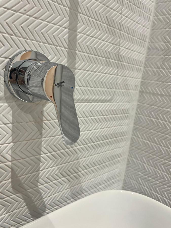 Enzo Rooms & Apartment Blloku Τίρανα Εξωτερικό φωτογραφία