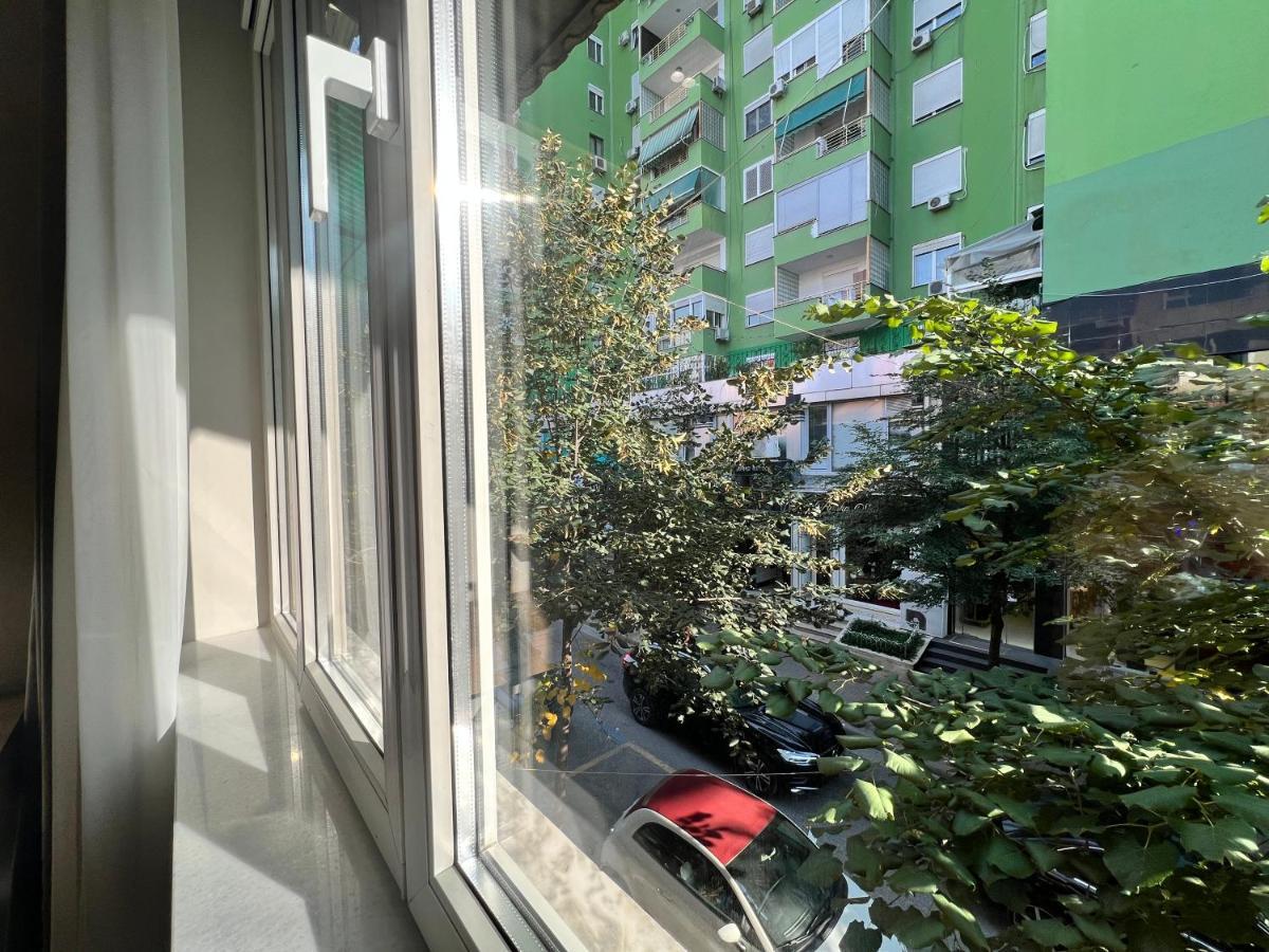 Enzo Rooms & Apartment Blloku Τίρανα Εξωτερικό φωτογραφία
