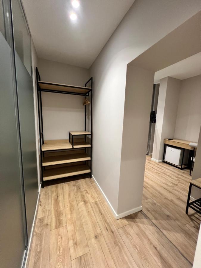 Enzo Rooms & Apartment Blloku Τίρανα Εξωτερικό φωτογραφία