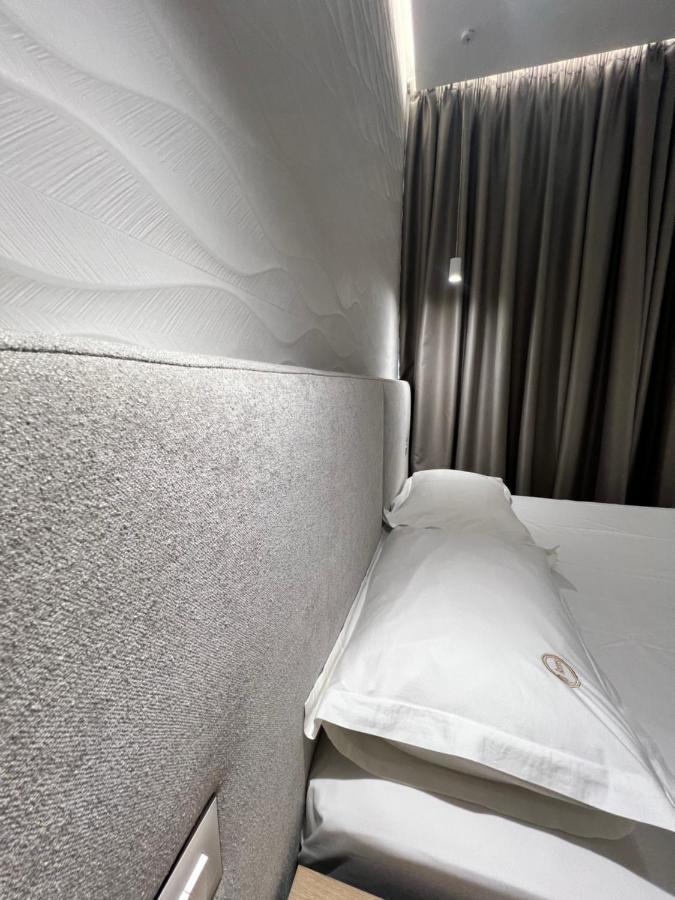 Enzo Rooms & Apartment Blloku Τίρανα Εξωτερικό φωτογραφία