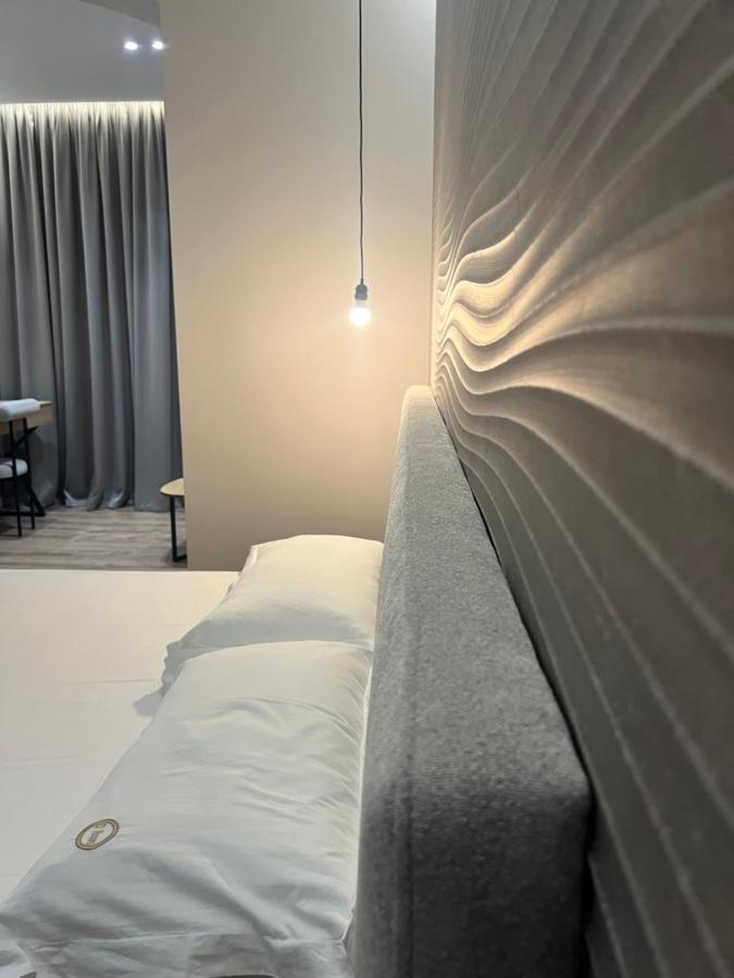 Enzo Rooms & Apartment Blloku Τίρανα Εξωτερικό φωτογραφία